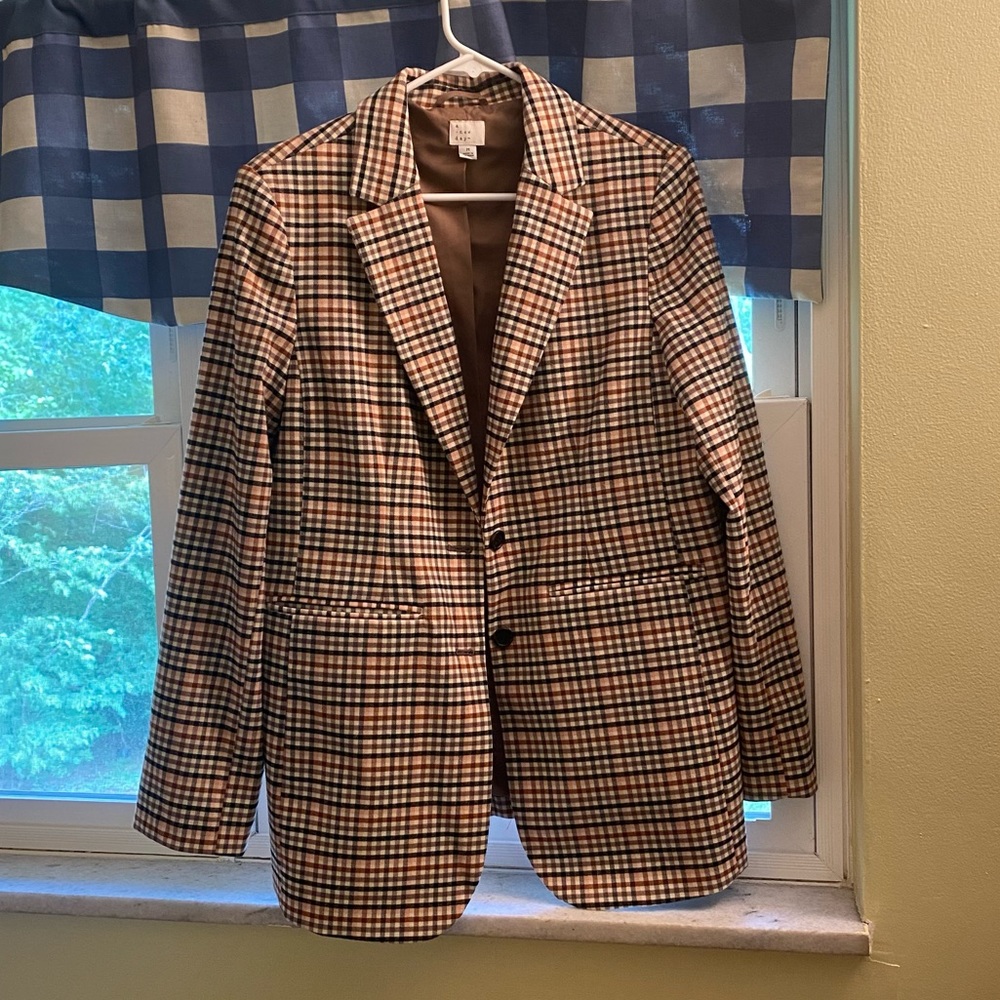 A New Day blazer. Size M. Never worn.